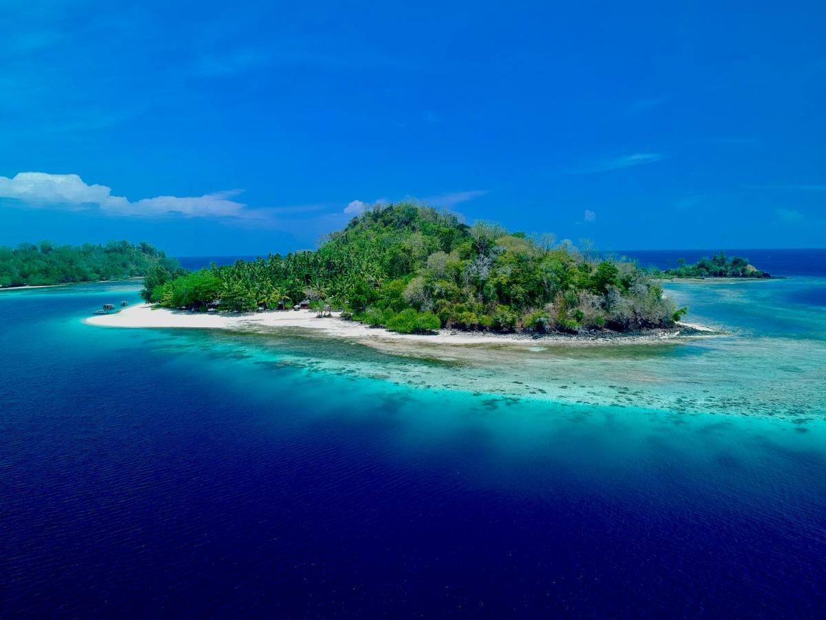 Blue Bay Divers Likupang Bangka Eksteriør billede