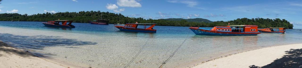 Blue Bay Divers Likupang Bangka Eksteriør billede