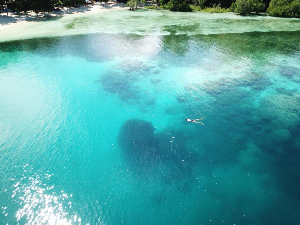Blue Bay Divers Likupang Bangka Eksteriør billede